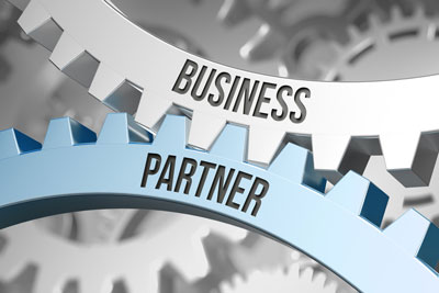 Fotolia_128045454_S_Business_Partner_400